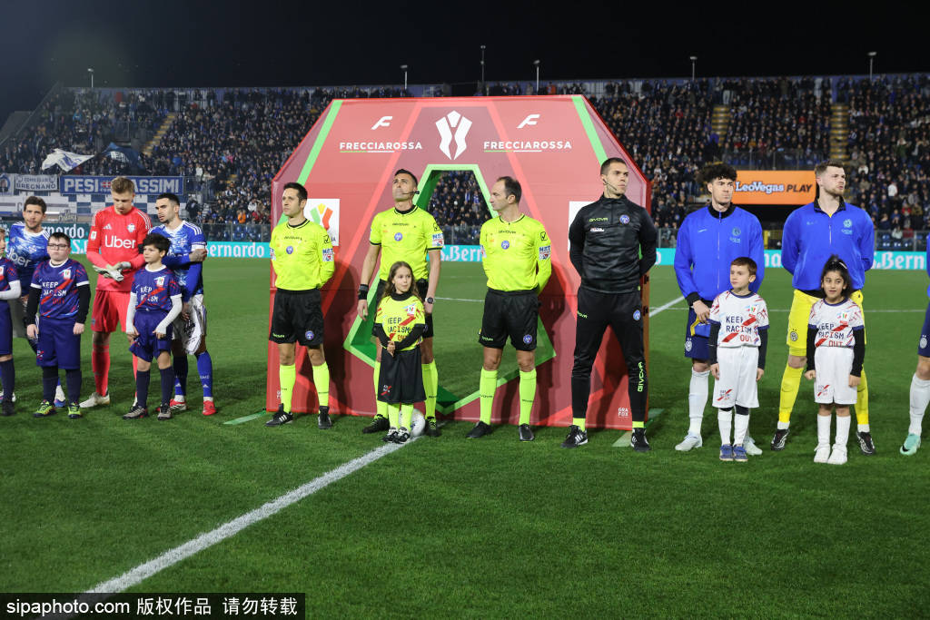意甲炸裂！科莫5-0血洗比萨，法布雷加斯独霸第四，欧冠梦想不再遥远！